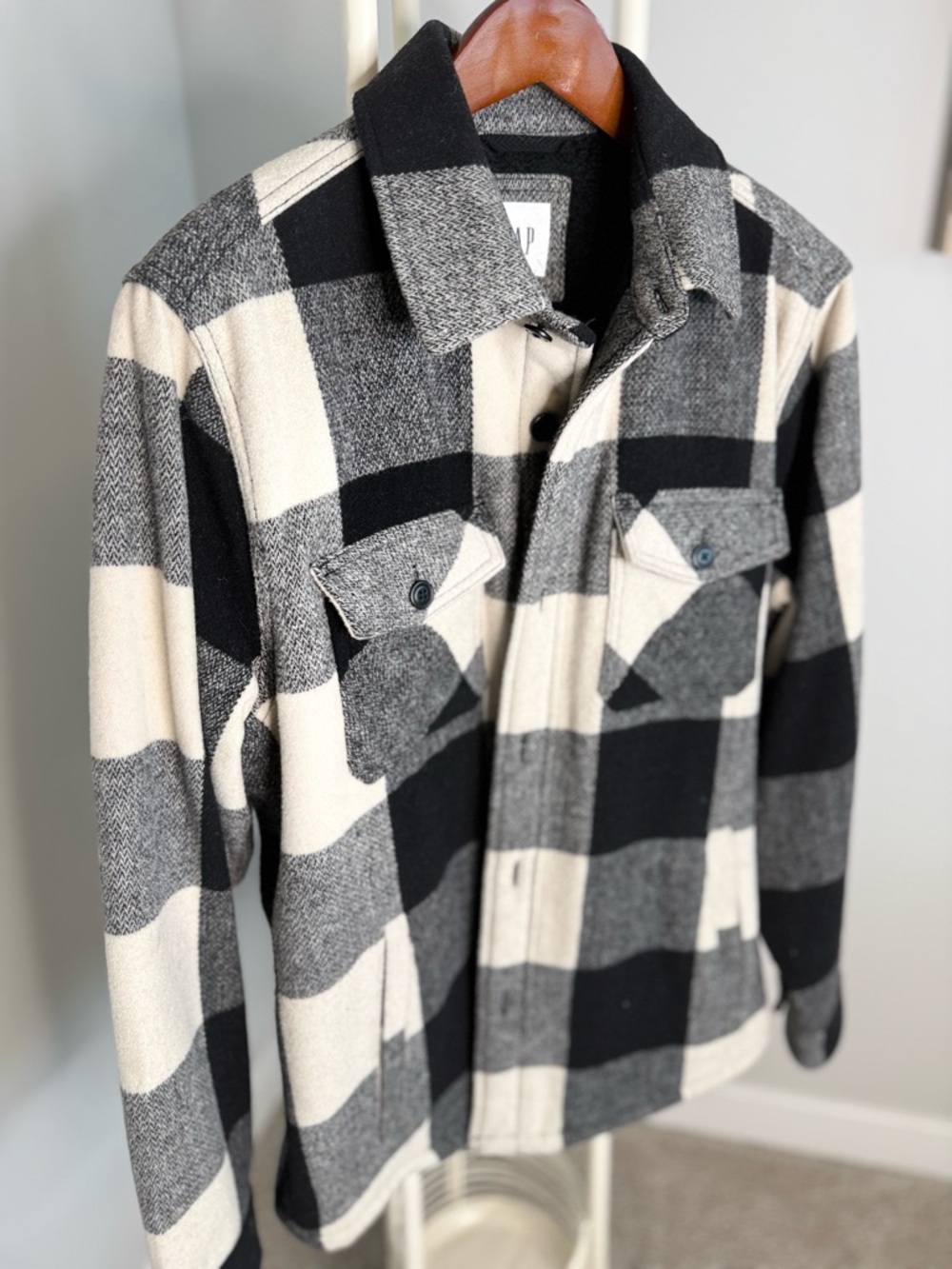 GAP Black and Cream Plaid Heavy Sherpa-Lined Shacket